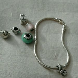 Pandora charms & Bracelet